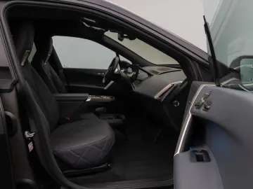 iX xD40 Edition Sport 360°Laser SkyLounge 22Zoll