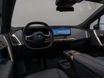 iX xD40 Edition Sport 360°Laser SkyLounge 22Zoll