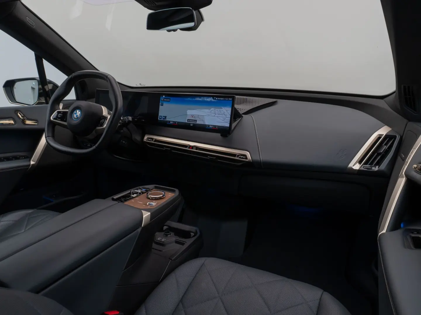 iX xD40 Edition Sport 360°Laser SkyLounge 22Zoll