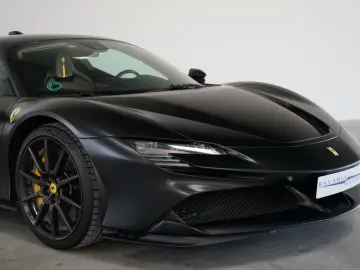SF90 + CARBON + LIFT + JBL + CARPLAY