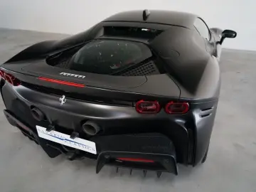 SF90 + CARBON + LIFT + JBL + CARPLAY