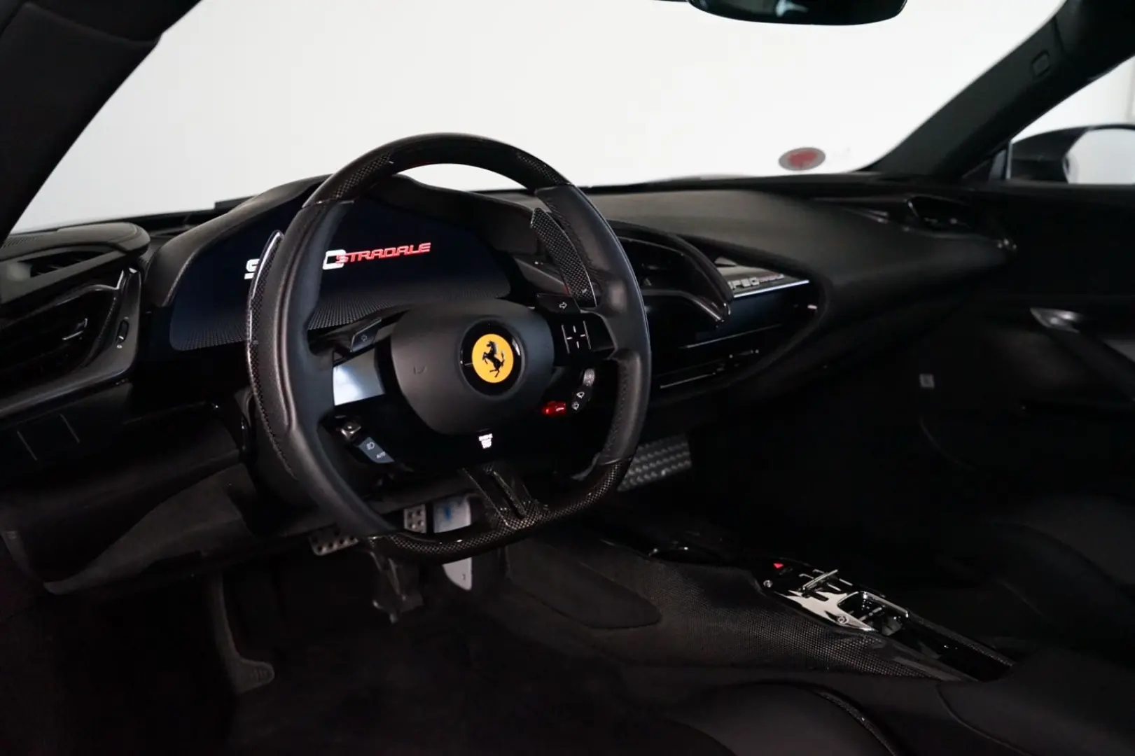 SF90 + CARBON + LIFT + JBL + CARPLAY