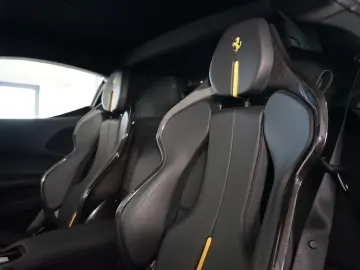 SF90 + CARBON + LIFT + JBL + CARPLAY
