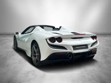 F8 Spider / Lift  / Racing Seat / Voll-Alcantara