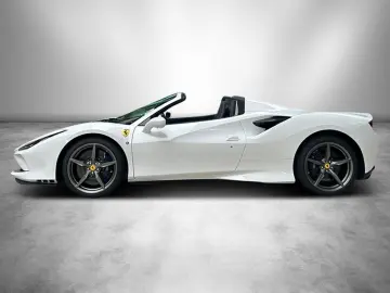 F8 Spider / Lift  / Racing Seat / Voll-Alcantara