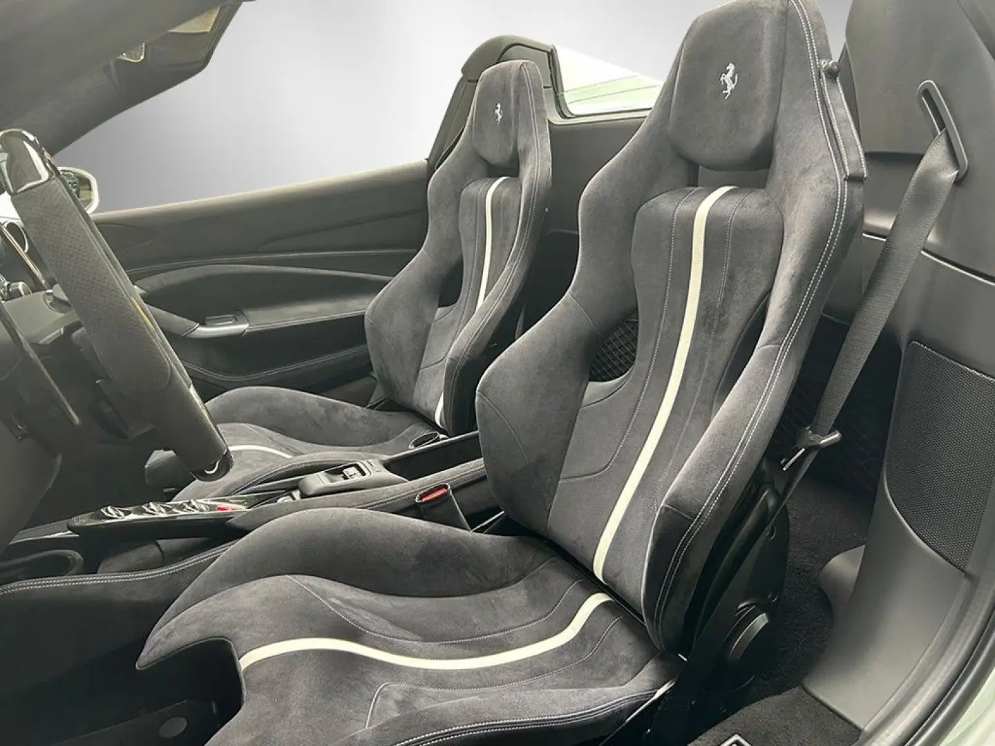 F8 Spider / Lift  / Racing Seat / Voll-Alcantara