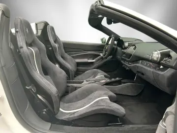 F8 Spider / Lift  / Racing Seat / Voll-Alcantara