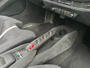 F8 Spider / Lift  / Racing Seat / Voll-Alcantara