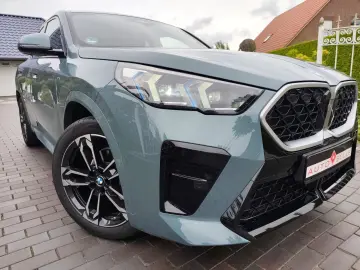 X2 18 d 2.0 °M-Sport°el.AHK°Sonderlack ab Werk