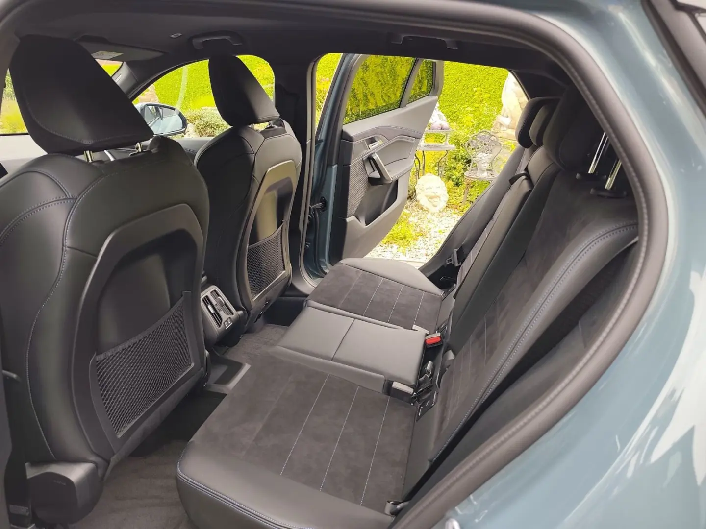 X2 18 d 2.0 °M-Sport°el.AHK°Sonderlack ab Werk