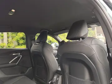 X2 18 d 2.0 °M-Sport°el.AHK°Sonderlack ab Werk