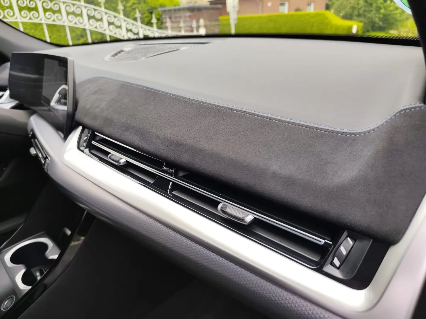 X2 18 d 2.0 °M-Sport°el.AHK°Sonderlack ab Werk