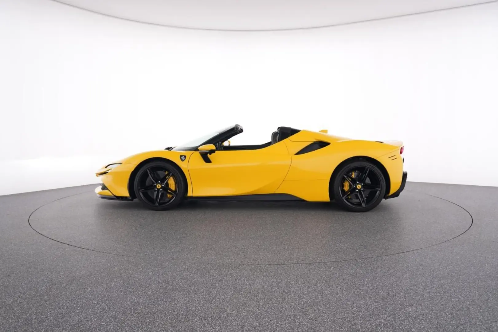 SF90 Spider CARBON GIALLO MODENA