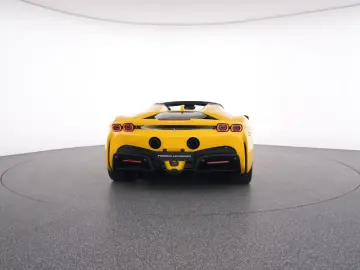 SF90 Spider CARBON GIALLO MODENA