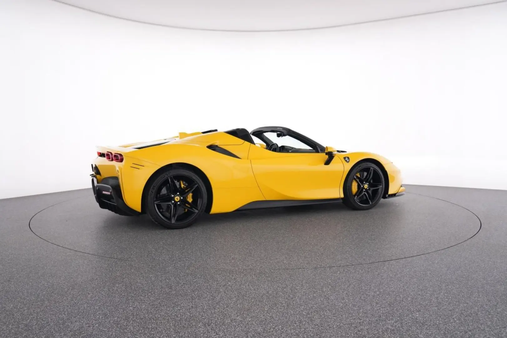 SF90 Spider CARBON GIALLO MODENA