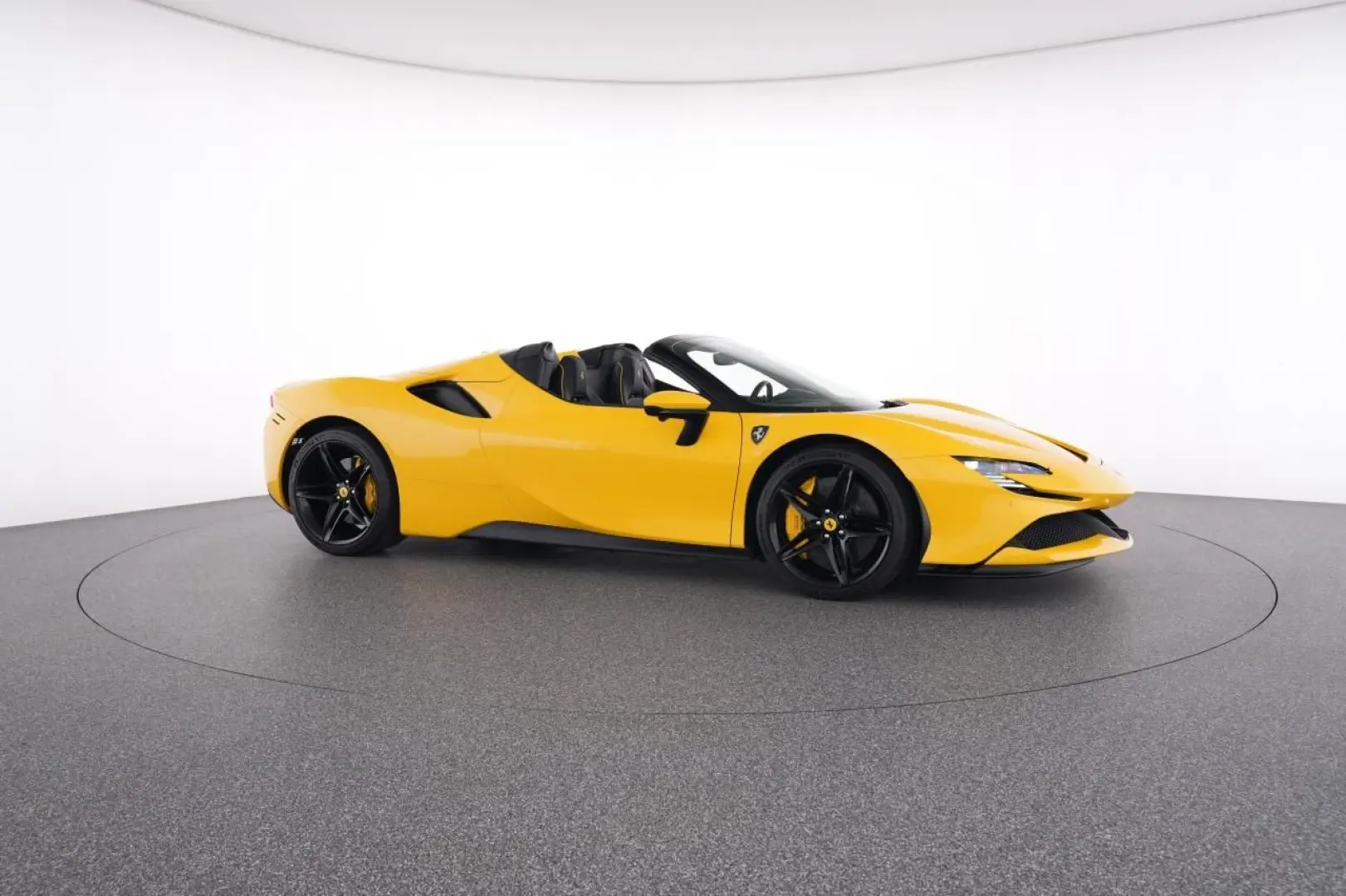 SF90 Spider CARBON GIALLO MODENA