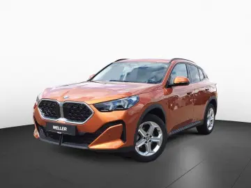 X2 sDrive18d AHK DA KomZug AdapLED Kamera Sitzhz