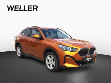 X2 sDrive18d AHK DA KomZug AdapLED Kamera Sitzhz