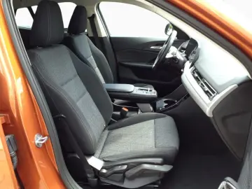 X2 sDrive18d AHK DA KomZug AdapLED Kamera Sitzhz