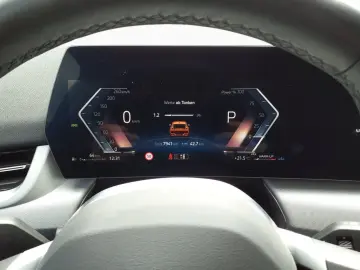 X2 sDrive18d AHK DA KomZug AdapLED Kamera Sitzhz
