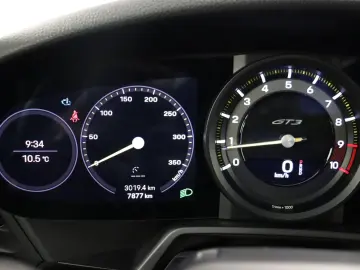 911 992 GT3 mit Touring-Paket Sport-Chrono |SHZG