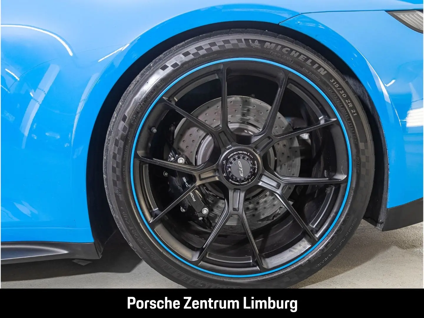 992 911 GT3 Clubsport Carbon-Dach Liftsystem-VA