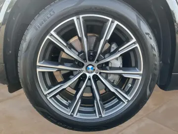 X5 xDrive30d M Sport / NP= 99.920,- / AHK /