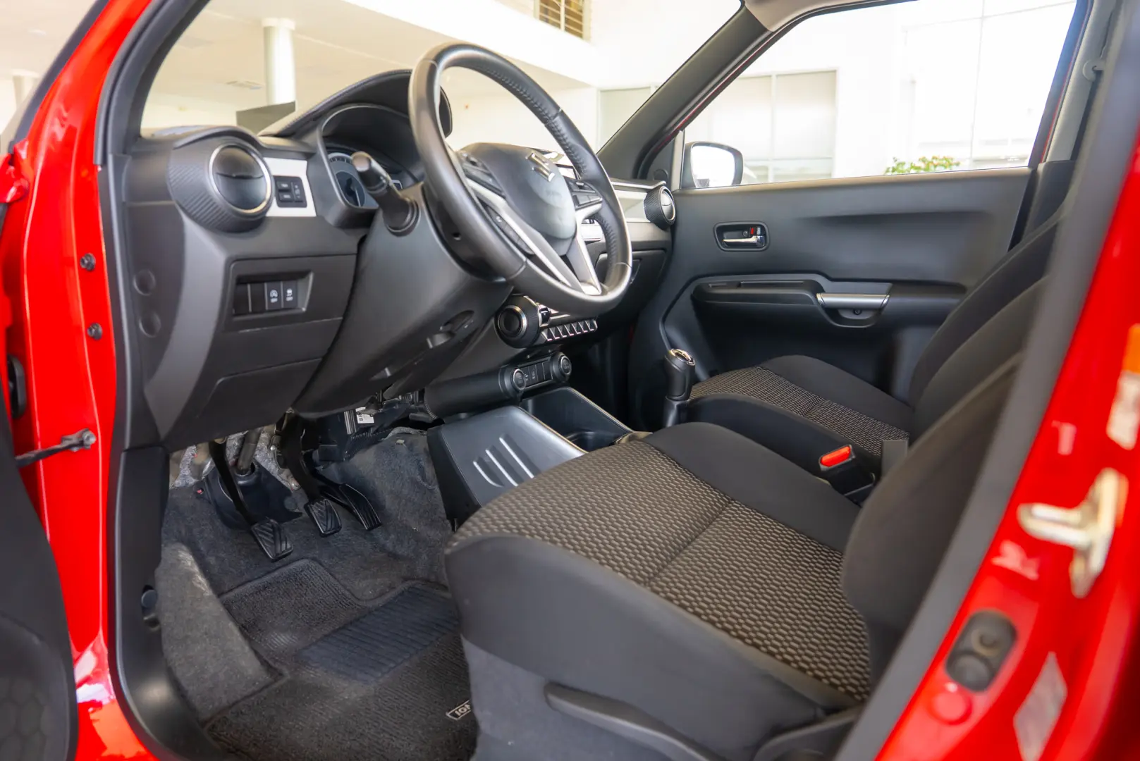 Suzuki Ignis Ignis