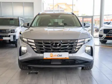 Hyundai Tucson 1.6T-GDI Plug-in Hybrid  4WD 