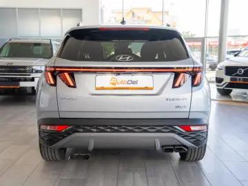 Hyundai Tucson 1.6T-GDI Plug-in Hybrid  4WD 