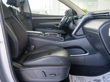 Hyundai Tucson 1.6T-GDI Plug-in Hybrid  4WD 