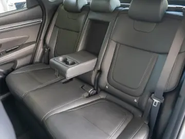 Hyundai Tucson 1.6T-GDI Plug-in Hybrid  4WD 