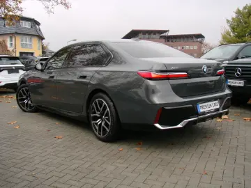 740 xDrive M Sport ACC SkyLounge Standheizung