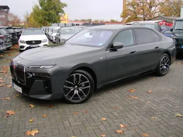 740 xDrive M Sport ACC SkyLounge Standheizung