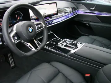 740 xDrive M Sport ACC SkyLounge Standheizung