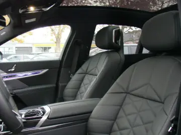 740 xDrive M Sport ACC SkyLounge Standheizung