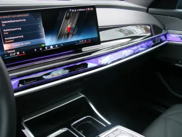 740 xDrive M Sport ACC SkyLounge Standheizung