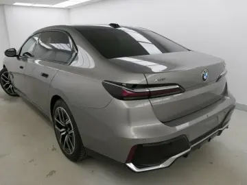 740d xDr. M Sportpaket AHK Panorama Standh ACC W