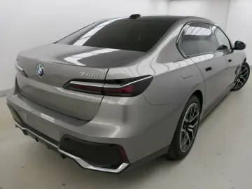 740d xDr. M Sportpaket AHK Panorama Standh ACC W
