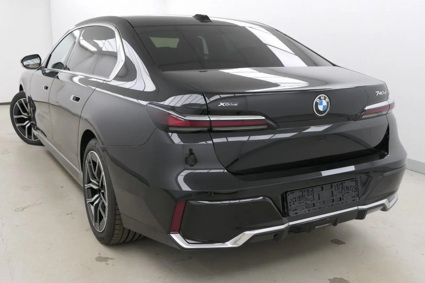 740 d xDrive M Sport Paket TV/SkyLounge/Kristall