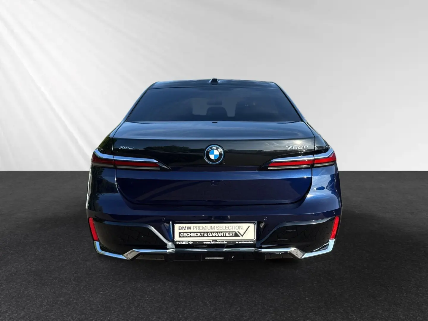 750e xDrive M Sport|TV-Fond-Entertainment