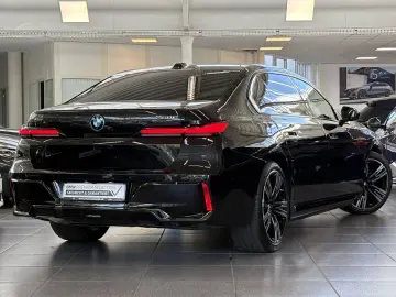 750e xDrive MSport Pro DA/PA Prof Massage 21