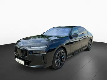 750e xDrive M Sport Pro Autobahnass Kristall 21