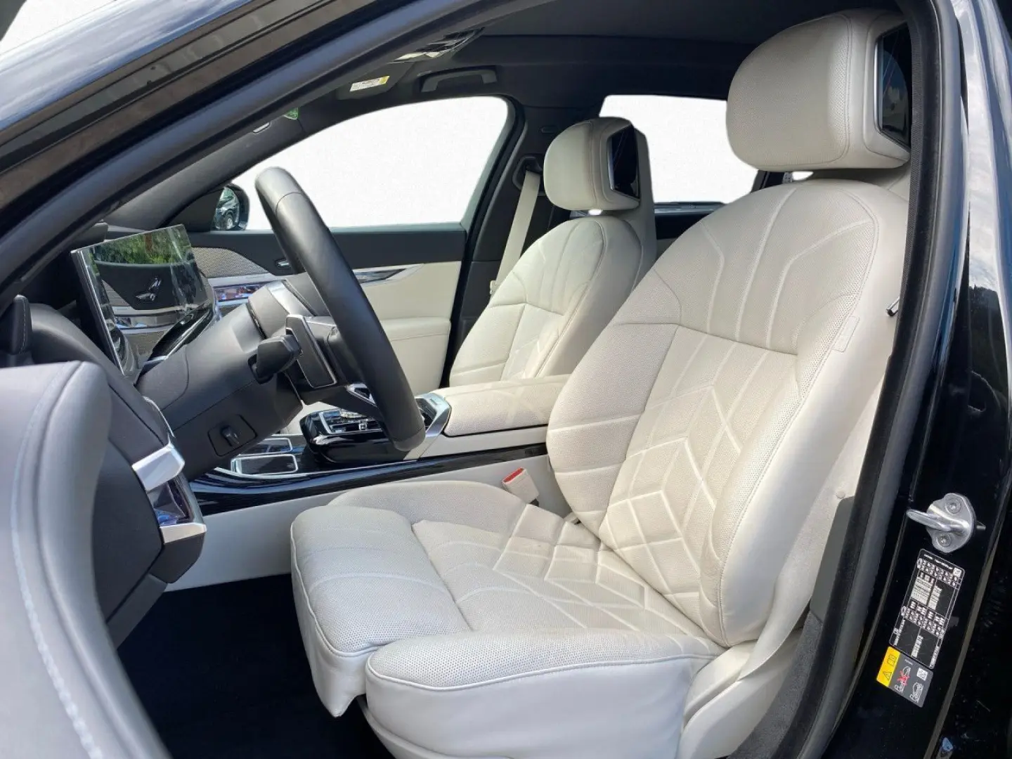 750e xDrive M Sport Pro Autobahnass,Kristall,21