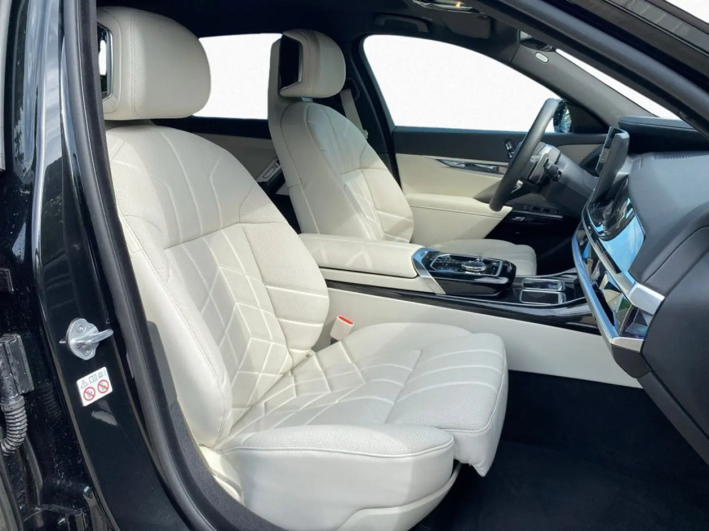 750e xDrive M Sport Pro Autobahnass,Kristall,21