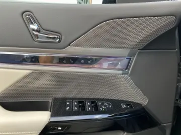 750e xDrive M Sport Pro Autobahnass,Kristall,21