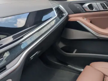 X7 xDrive40i