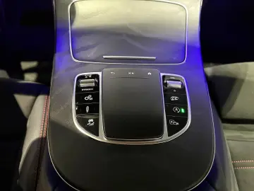 E 53 AMG 4M COUPE SPORTABGAS DISTRO PANO 360° HE