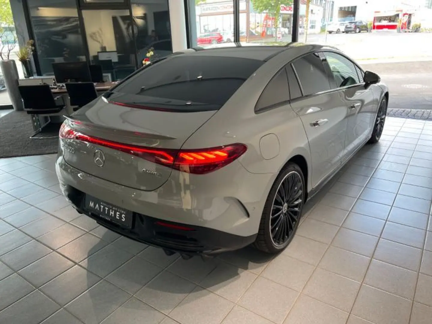 EQE 500 4M AMG-Line Airmatic/360°/manufaktur
