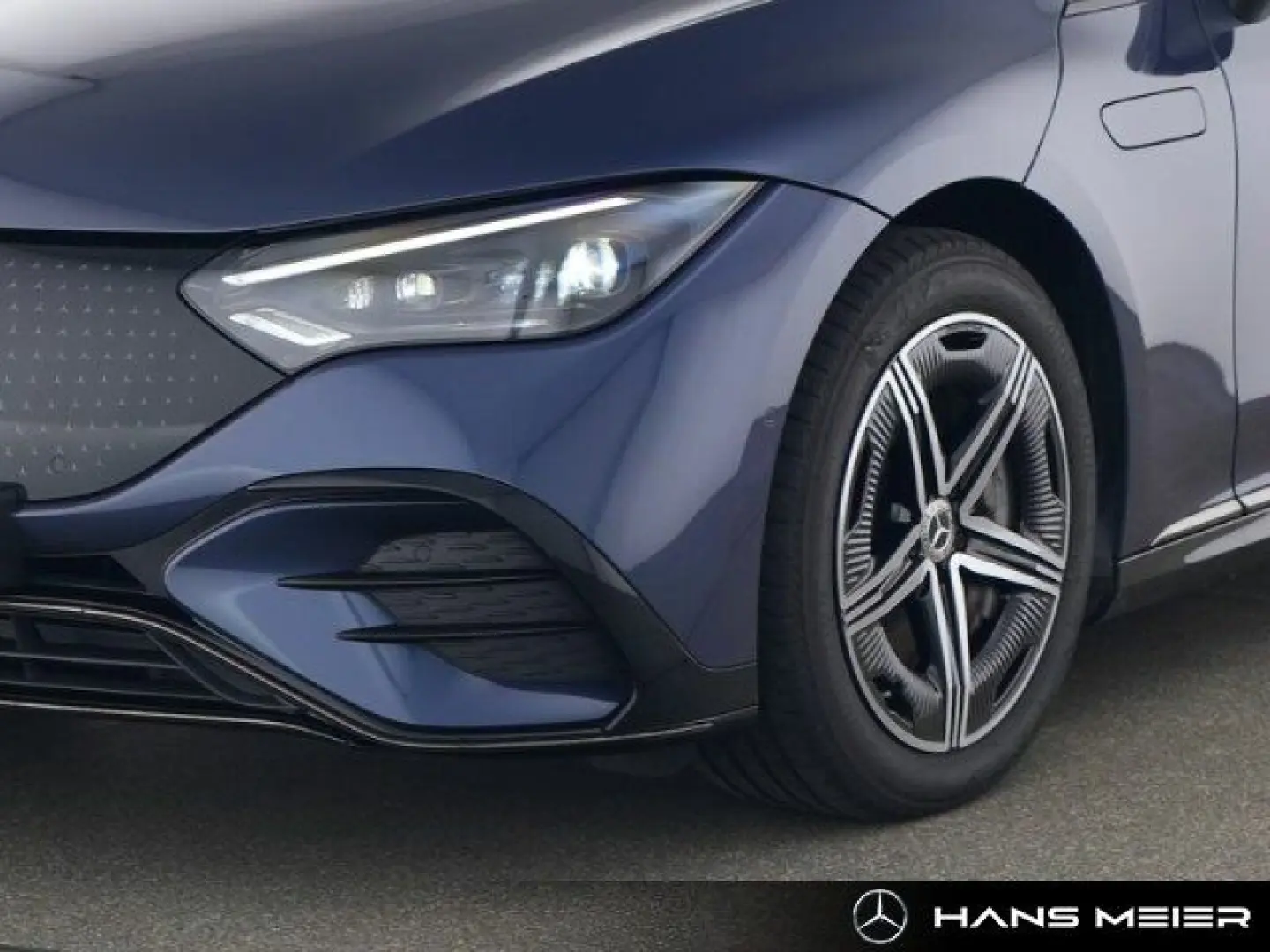 EQE 300 AMG AHK Head-Up 360° HYPERSCREEN HAL10°